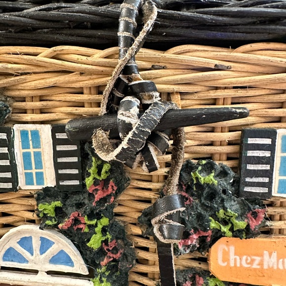 Vintage Wicker Handbag - Picture 2 of 16